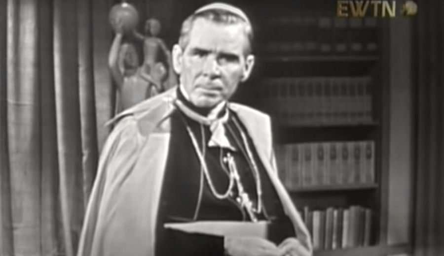 Fulton J. Sheen amerikai érsek