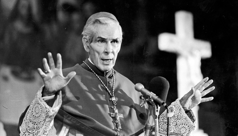 Fulton J. Sheen amerikai érsek